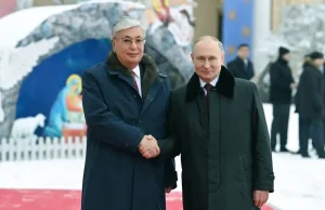 Тоқаев Санкт-Петербургтегі мәдени нысандарды аралады