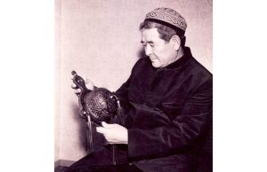 Мінсіздер тарихтың мінбесіне шығады