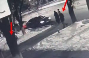 Шетелдіктерді ойыншық қарумен қорқытып, тонап кеткен