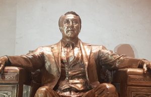 Назарбаевтың ескерткіші алып тасталды