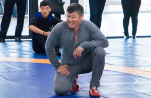 М Е Н Қ А Р С Ы М Ы Н!!!