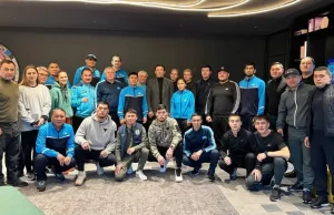 Головкин Италияда қазақстандық боксшылармен кездесті