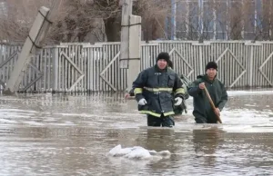 Қазақстанда су тасқыны аймағынан 76 мыңға жуық адам эвакуацияланды