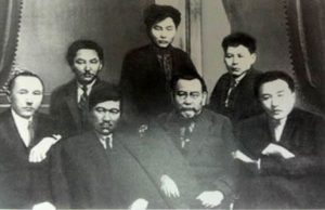 Зұлмат жылдардың зұлымдығын көрсететін фильмдер неге жоқ?