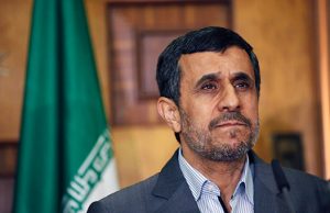 Ирандағы президент сайлауы: Махмуд Ахмадинежад кандидат ретінде тіркелді