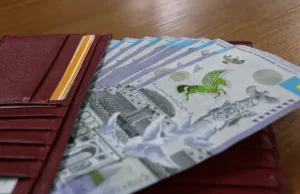 «Қазпоштаның» екі кассирі 80 миллион теңгеден астам ақшаны ұрлаған