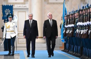 Тоқаев Ақордада Армения президентін қарсы алды