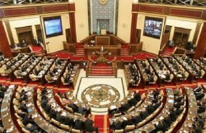 Биліктегі «арамтамақ» салаларды асырау қажет пе?