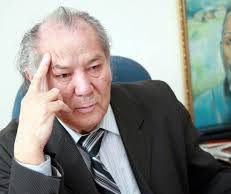 Дулат ИСАБЕКОВ, жазушы, Мемлекеттік сыйлықтың иегері: Бүгінгі өмірдің шындығын жазатын жазушы керек